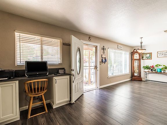 4th image of 1208 Sereno Dr