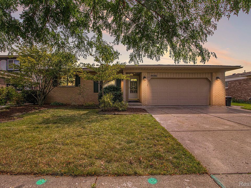 1st image of 44201 Franciscan Dr