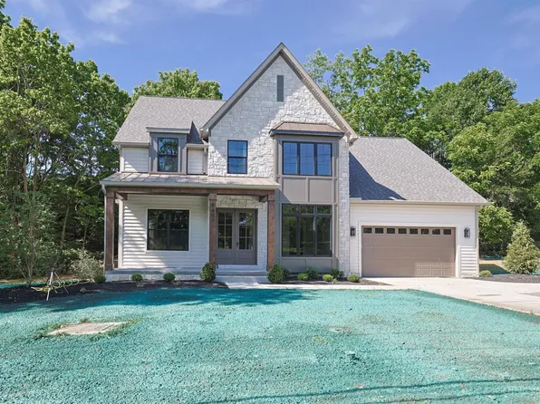 7401 Cornell Rd, Montgomery, OH 45242