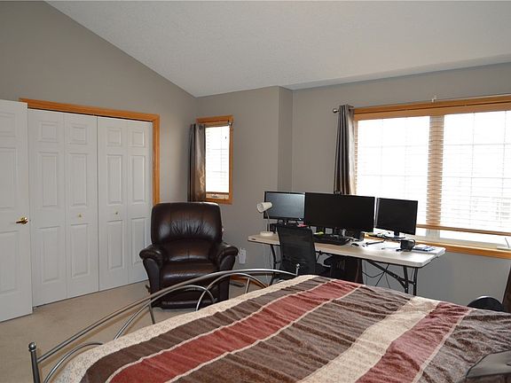 3rd image of 10515 Hickory Dr APT 5