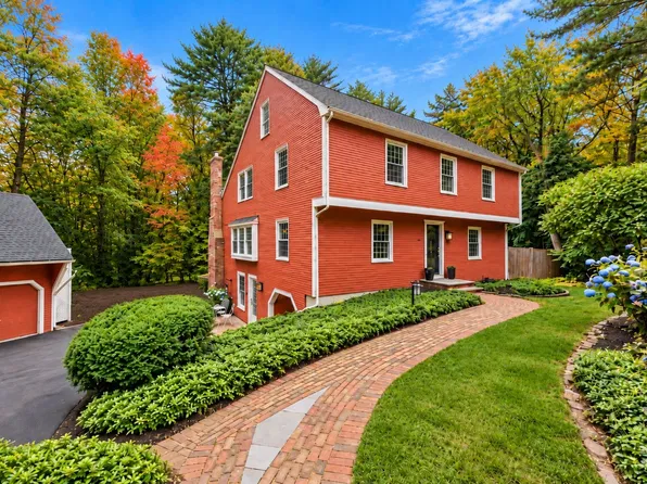 8 Partridge Hill Rd, Southborough, MA 01772