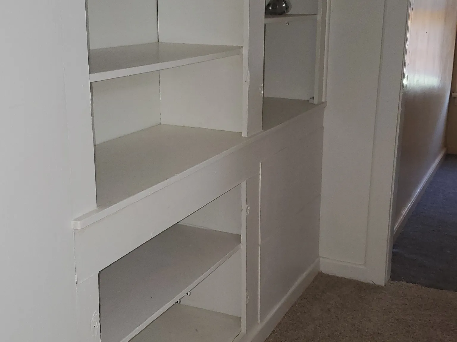 3 bed, 1868 sqft, $995 — Photo 3