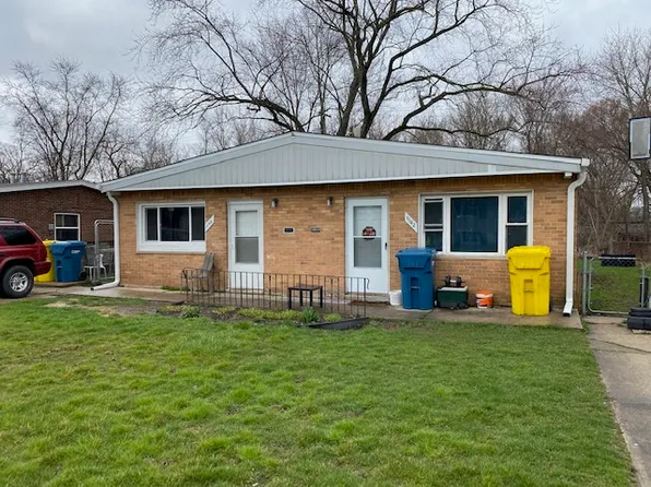 1140 N Wood St, Griffith, IN 46319