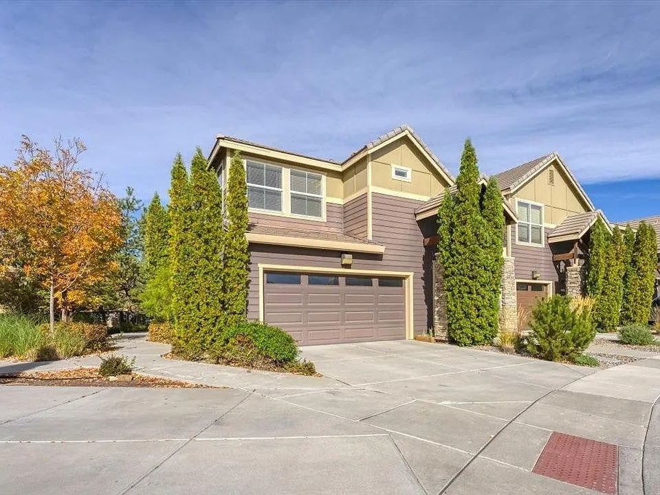 4885 Bougainvillea Cir