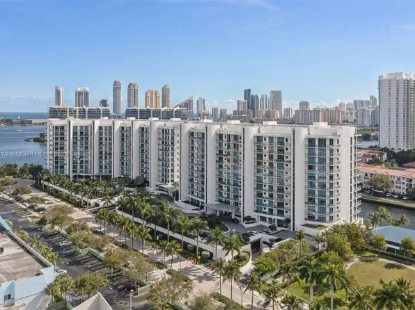 3300 NE 188th St APT 209, Aventura, FL 33180