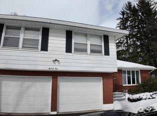 79B Wertman Ln #B, Albany, NY 12211