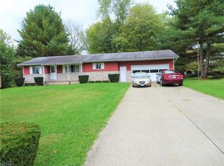 2512 Sussex Dr, Clinton, OH 44216