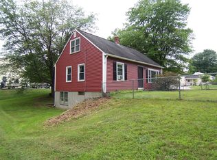 18 Amherst Rd, Merrimack, NH 03054