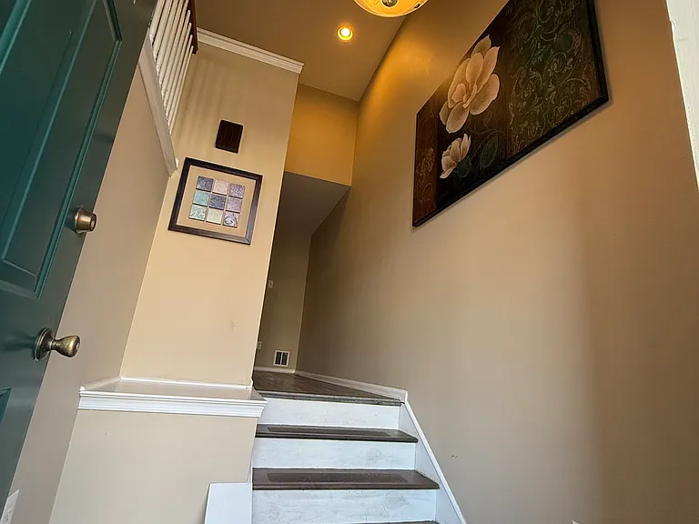 83 Hunt Club Dr — Photo 24