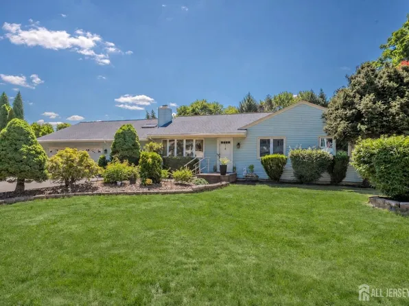 2284 Polk Ave, North Brunswick, NJ 08902