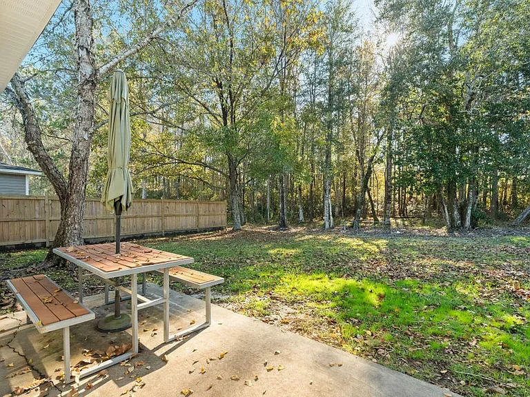 34 Clear Springs Ct — Photo 22