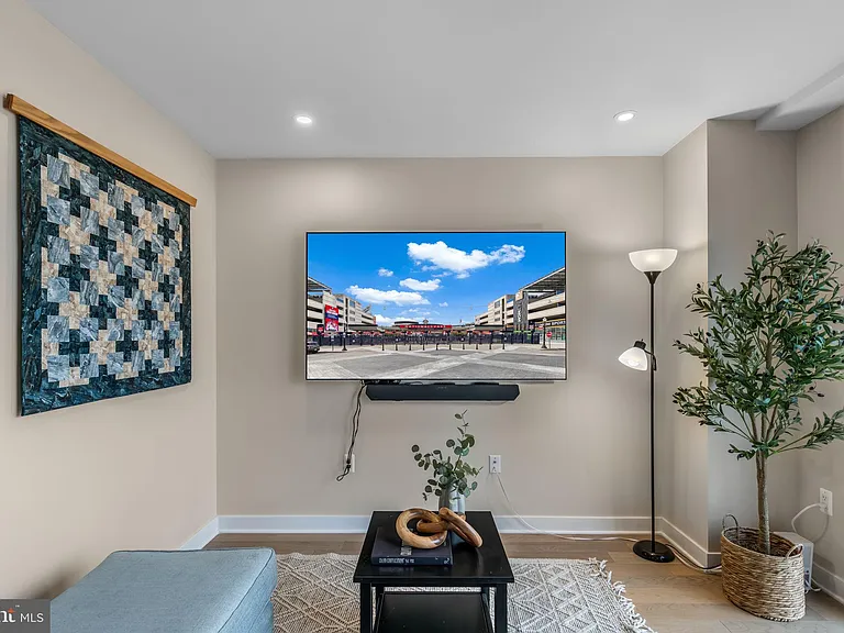 37 L St SE #803 — Photo 14