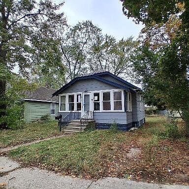 1st image of 3015 Lemuel St