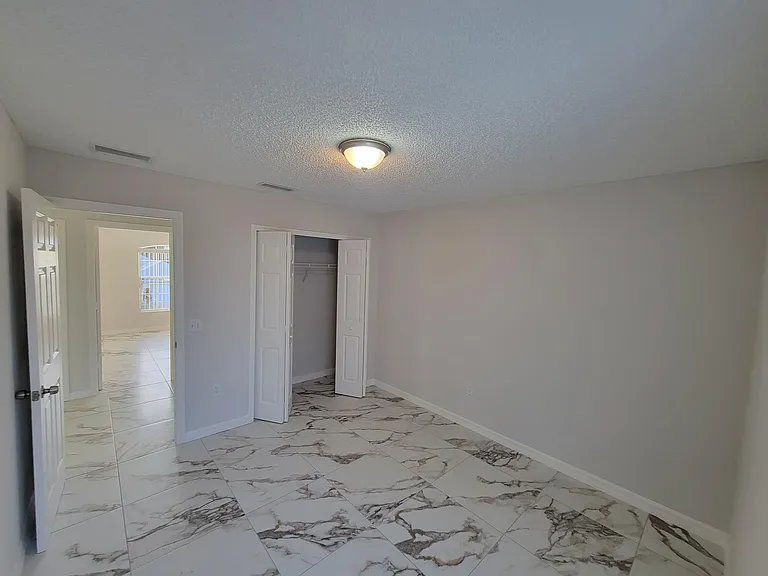 1907 Escambia Ln — Photo 30