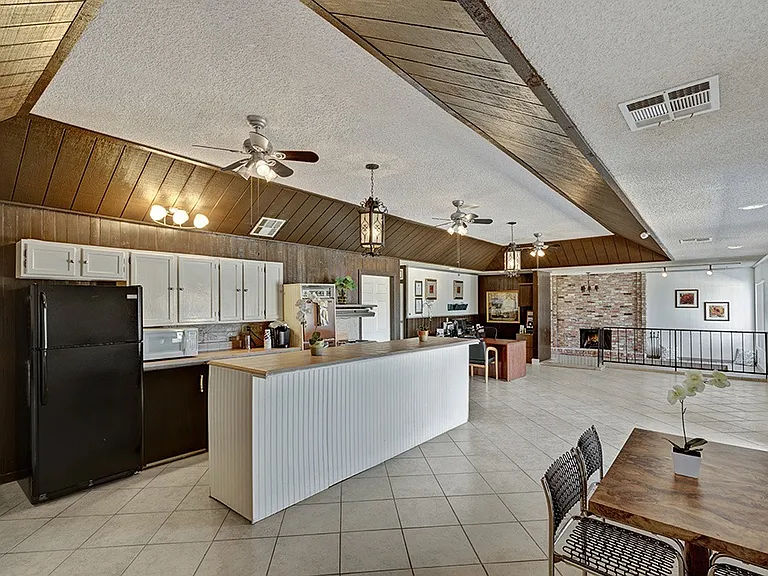 Avanti Townhomes — Photo 13