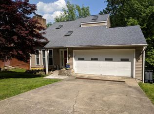 716 Christian Dr, Charleston, WV 25303