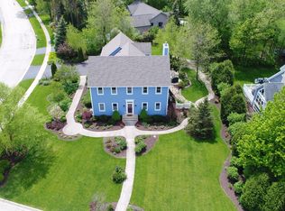 1301 Infanta Ct, Woodstock, IL 60098