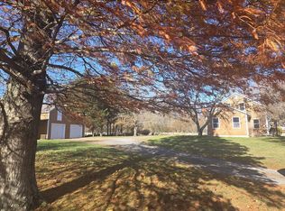 557 Drift Rd, Westport, MA 02790