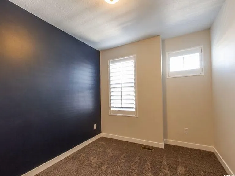 364 S 780 E — Photo 21