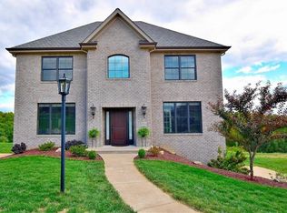 2064 Laurel Ridge Dr, Clairton, PA 15025