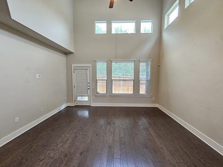 7808 Wildcat Pass — Photo 6