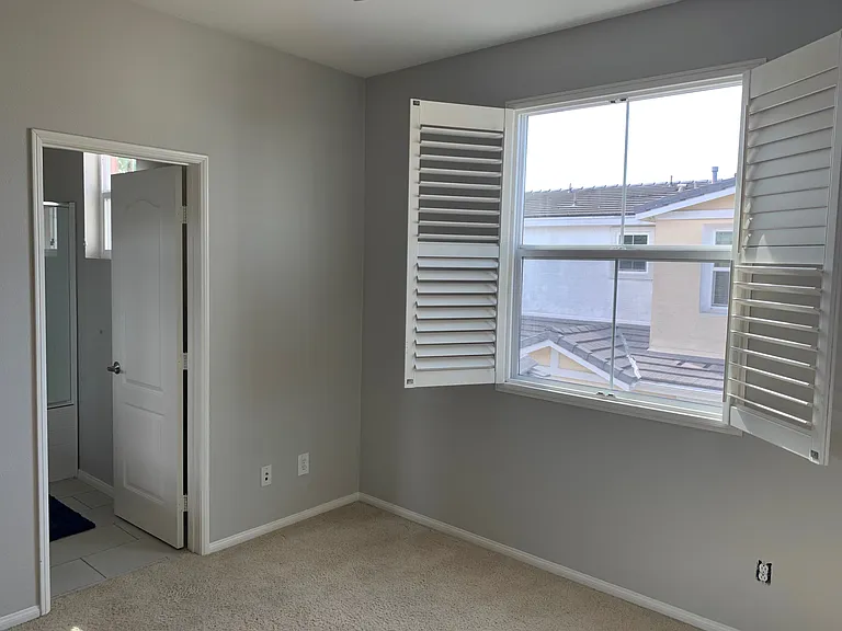 Corner view