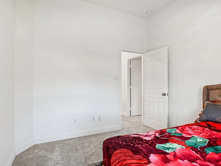 6006 Shadywood Ln — Photo 30