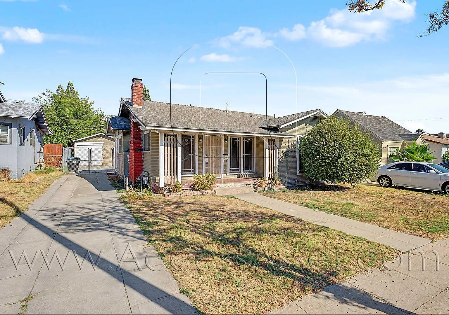Charming 2 Bedroom Home Featuring Large Bedrooms & Open Living — Photo 1