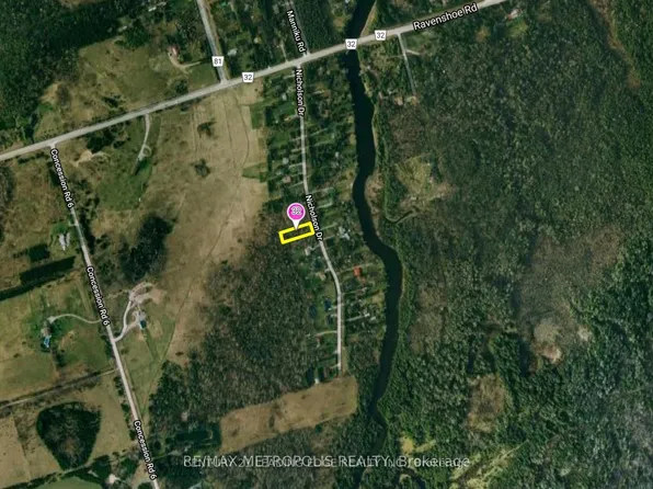 32 Nicholson Dr, Uxbridge, ON L9P 1R2