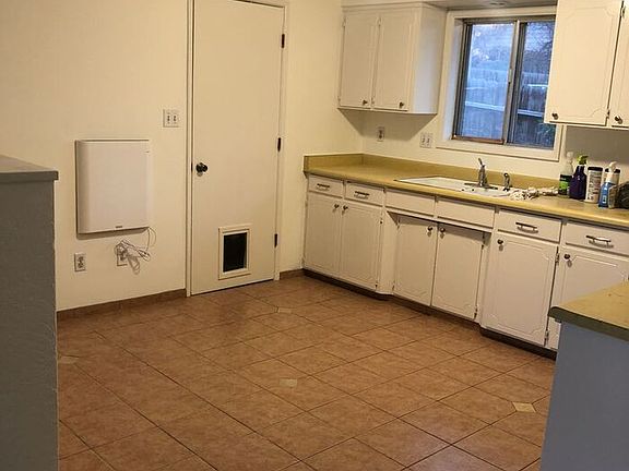 2nd image of 268 E Hersey St Unit B