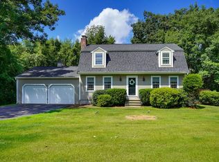 54 S Mill St, Hopkinton, MA 01748