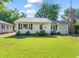 2528 S Walnut St, Springfield, IL 62704