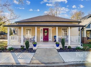 305 Solomon St, Charlotte, NC 28216