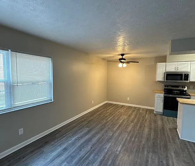 2390 W North Bend Rd #4 — Photo 5