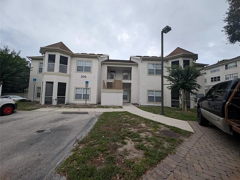 970 N Spring Garden Ave #214 — Photo 1