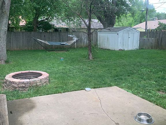 3rd image of 1705 Arcadia Dr