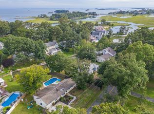 129 Old Saugatuck Rd, Norwalk, CT 06855