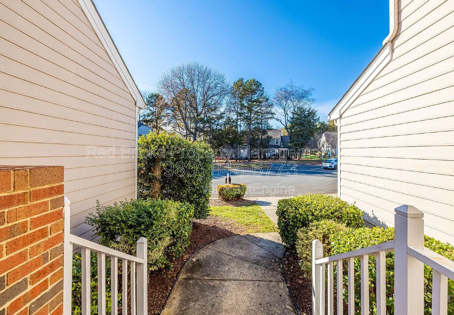 2 bed, 2.5 bath, 1483 sqft, $1,795 — Photo 3