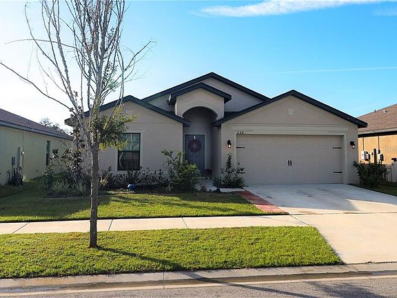 2nd image of 628 Chatham Walk Dr