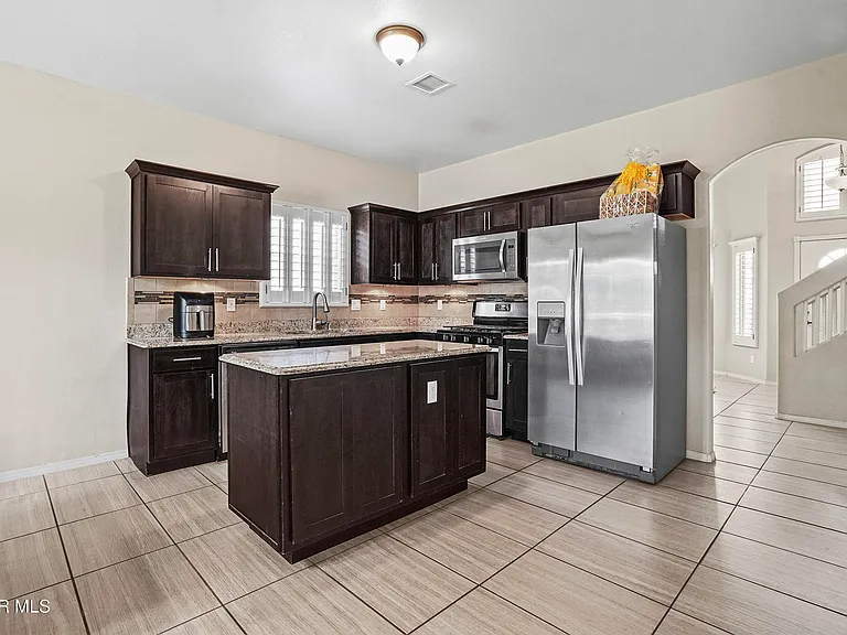 14733 David Latin Ave — Photo 9