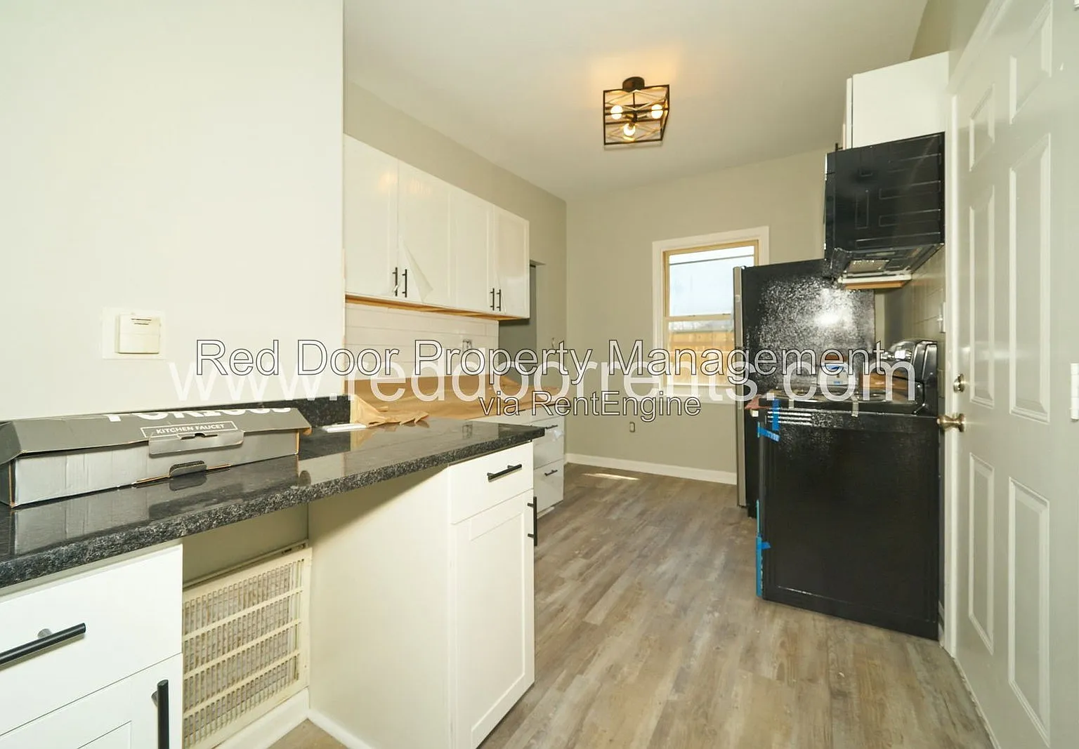 1337 E Market St — Photo 3