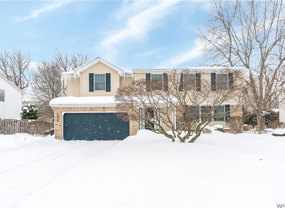1st image of 87 Woodshire St N