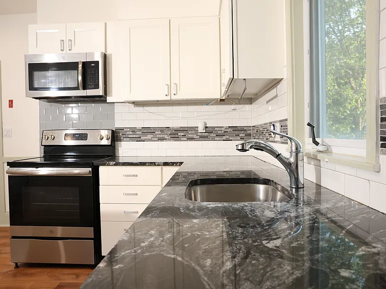 39 Wright St #1 — Photo 5