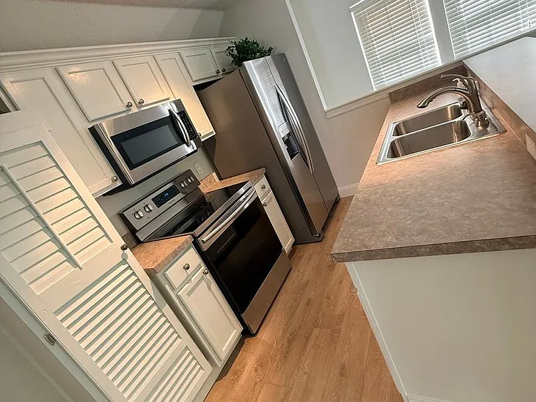 1005 Kestrel Ct #B — Photo 6