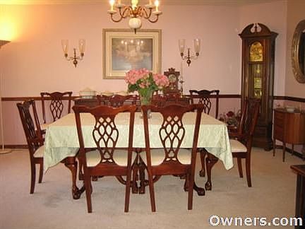 Dining room from foyer