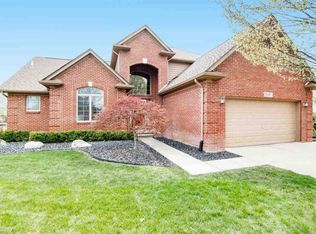 51350 Blue Spruce Dr, Macomb, MI 48042