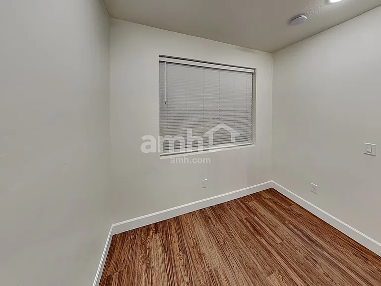 193 N Dry Creek Rd — Photo 10