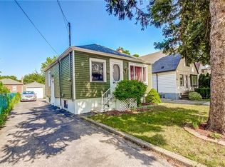 230 E 33rd St, Hamilton, ON L8V 3T6