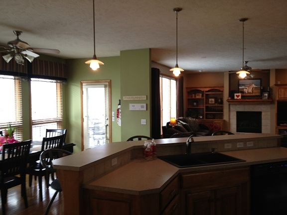 3rd image of 17717 Shirley St