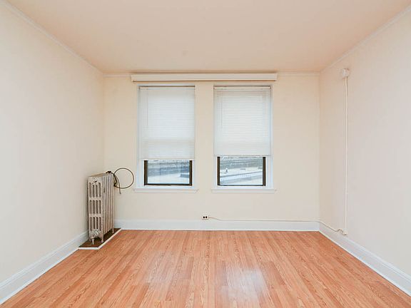 5th image of 3335 W Diversey Ave Unit 134